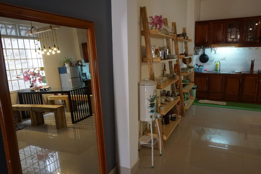 Apartamento Pho Thuong House And Kitchen Dalat Exterior foto